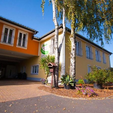 Nausslitz Pension Diener מראה חיצוני תמונה