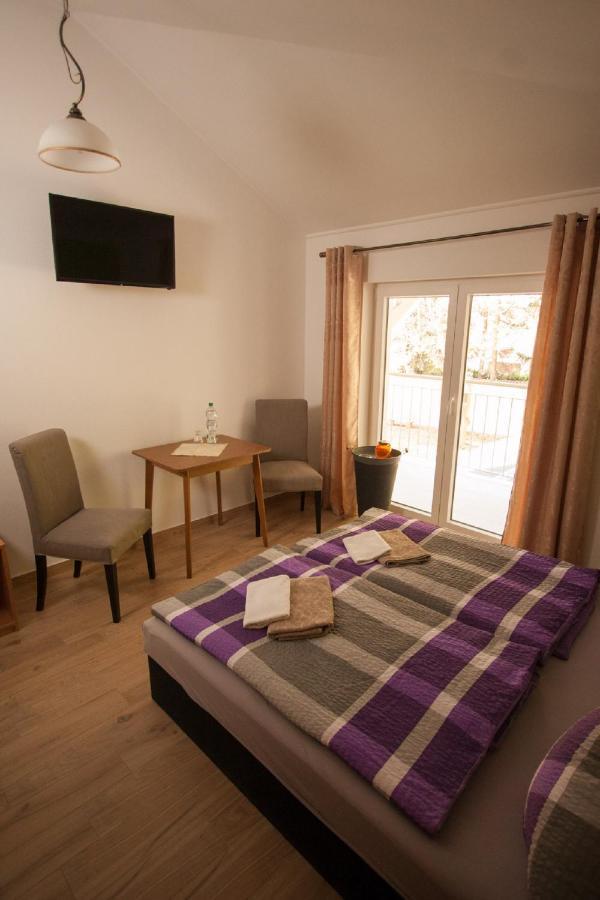 Nausslitz Pension Diener מראה חיצוני תמונה