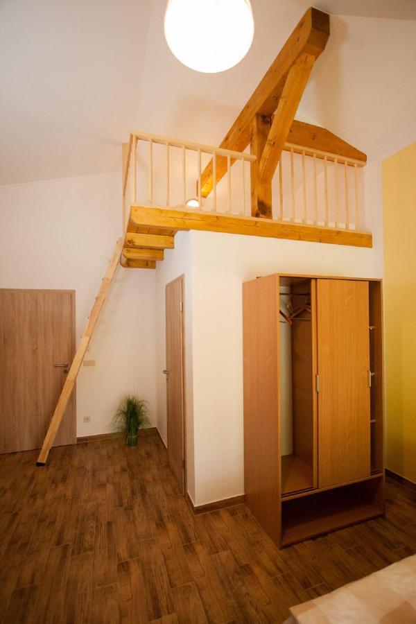 Nausslitz Pension Diener מראה חיצוני תמונה